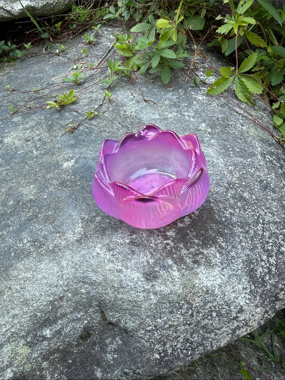 Pink Lotus-Shaped resin candle holder